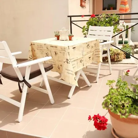 Charming In Town Center